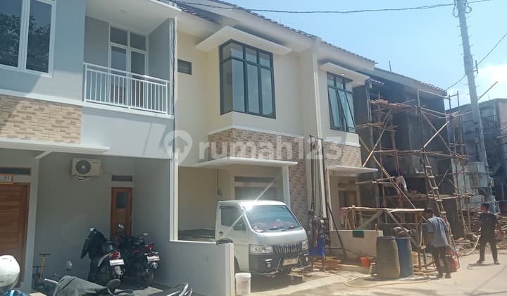 Rumah Siap Huni Dalam Cluster Di Lenteng Agung