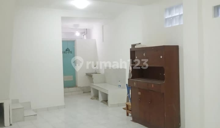 2-Story House Very Cheap in Gunung Sahari, Central Jakarta (Ready to Move In)
