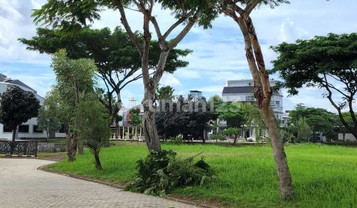 Termurah Kavling Hoek Ebony di Green Lake City, Dekat Danau