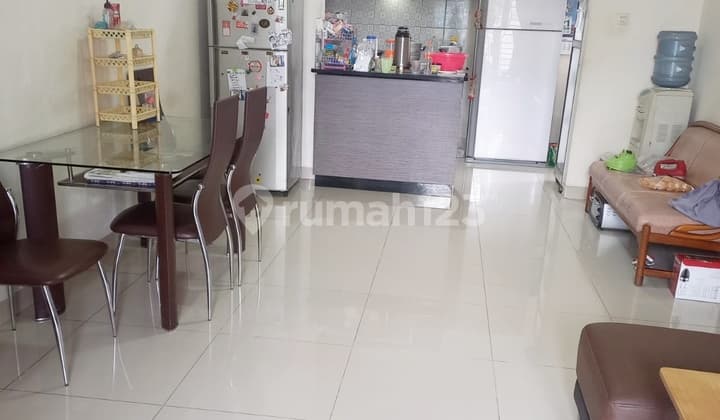 Rumah Minimalis, Strategis, Siap Huni di Metro Permata, Nego