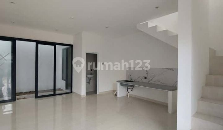 Rumah Indent Bagus di Kresek Jakarta Barat