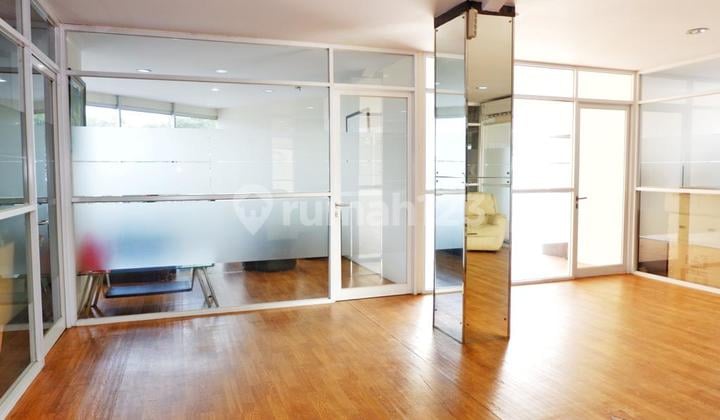 Dijual Gedung yang Strategis di Komp Sutera Niaga 3