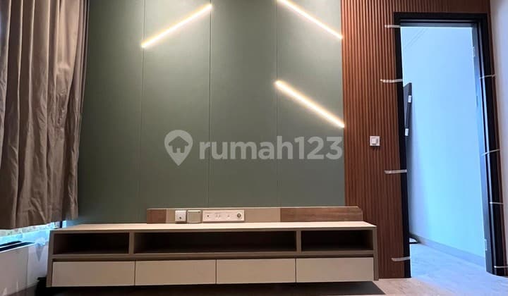 Best Deal! Siapa Cepat Dia Dapat, Condo House Posisi Hook Semi Furnished di Green Royal Kalideres, 925Jt bisa Nego Sampai Deall