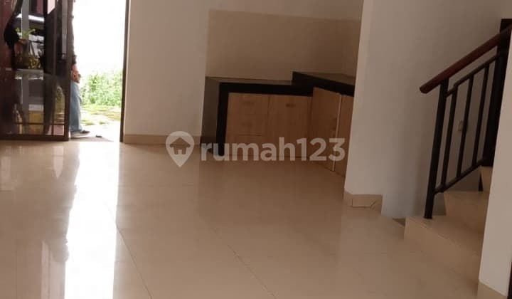Nego Rumah Free AC 4 Unit, Super Strategis di Cluster Asia Green Lake City