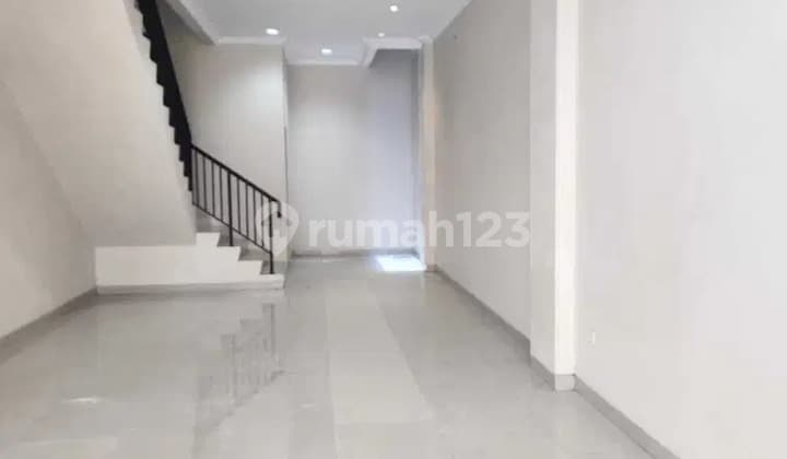 Ruko Great Wall Super Strategis, SHM Penuh, Lokasi Ramai! Green Lake City Siap Nego Harga!