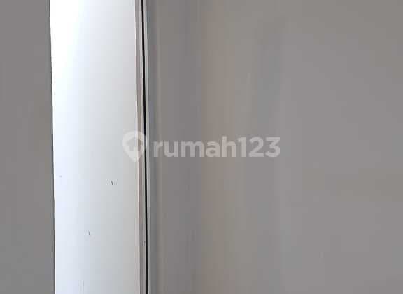 Rumah Siap Huni di Cluster Australia Green Lake City Strategis