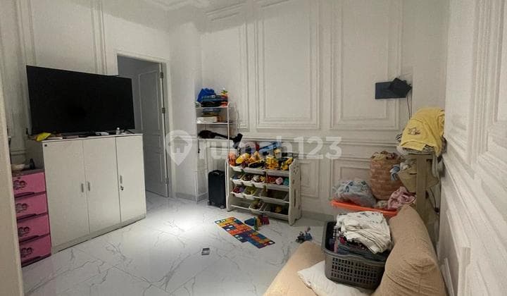 Rumah Cantik di Joglo Jakarta Barat Strategis