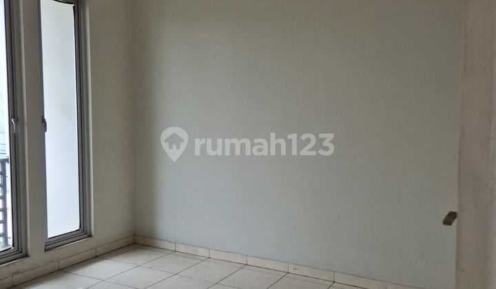 Rumah di Semanan Jaya Jakarta Barat Siap Huni Nego