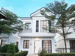 Rumah 3 Lantai Siap Huni di Lavon 2 Margonite Tangerang Rumah 3 Lantai Siap Huni di Lavon 2 Margonite Tangerang