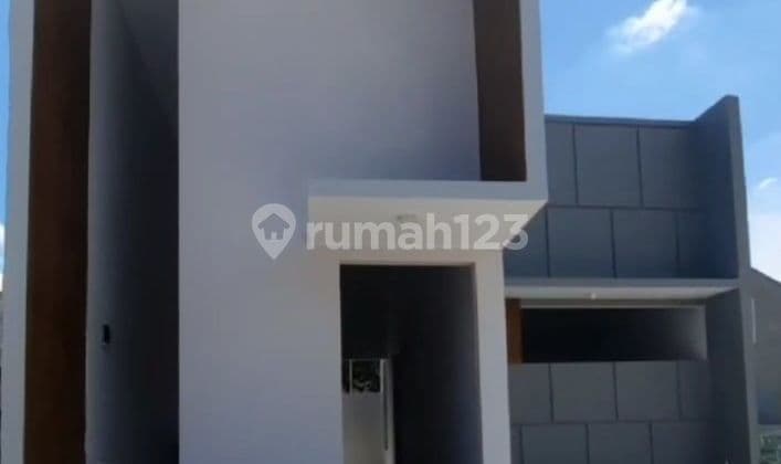 Rumah Modern Scandinavian Dekat Tol Grand Wisata Bekasi