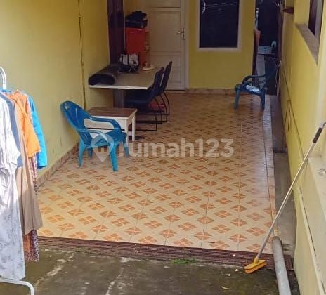 Rumah Dijual 200 Meter di Demang Lebar Daun Palembang