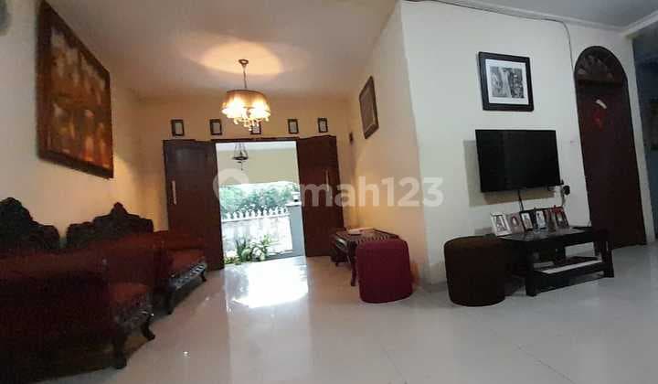House for sale in Bintaro area, South Jakarta