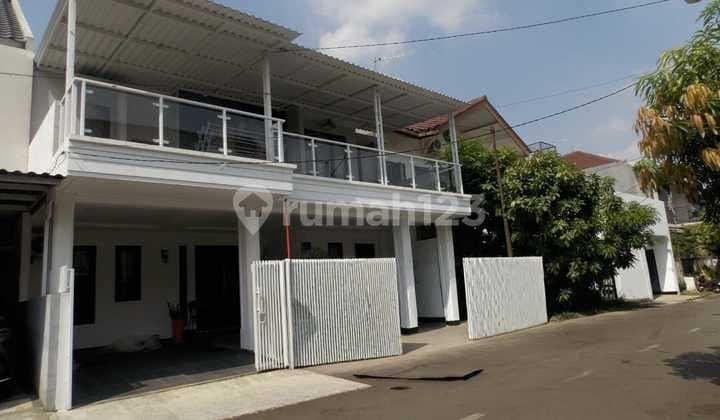 rumah cantik renovasi siap masuk di Bintaro sektor 9