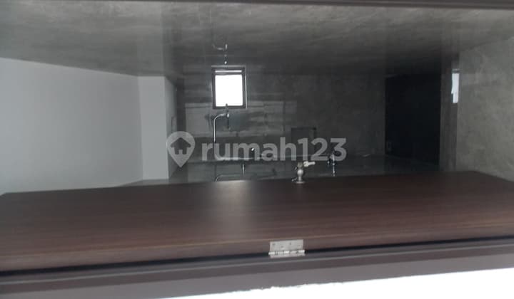 Rumah Cantik Hook Minimalis dengan Swiming Pool di Bintaro Jaya