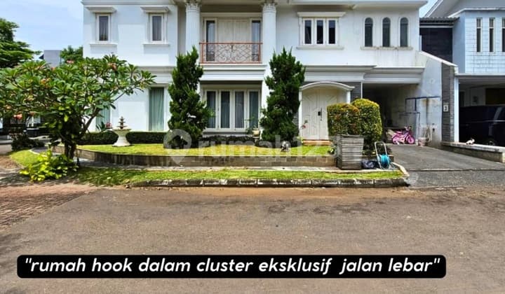 Modern Classic Type Hook Luxury House in Riverpark Cluster, Bintaro Jaya Sector 8