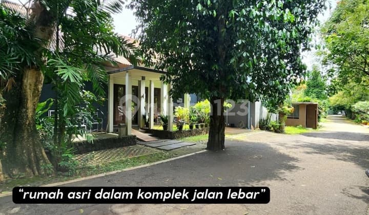 Rumah Asri Siap Huni Dalam Komplek Area Rempoa Tangerang Selatan- Akses Mudah Dekat ke Tol Jor Veteran dan Pondok Pinang- Lingkungan Asri, Nyaman dan Tenang- Row Jalan Lebar- Keamanan 24 Jam- Akses Mudah Dekat ke MRT Lebak Bulus