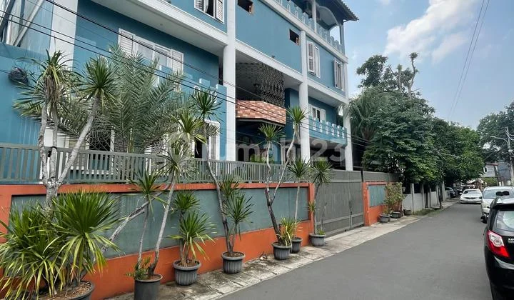 Rumah Kost Investasi Paling Menguntungkan, 5 Lantai Dengan Basement Di Lokasi Elit Sangat Strategis Arteri Pondok Indah