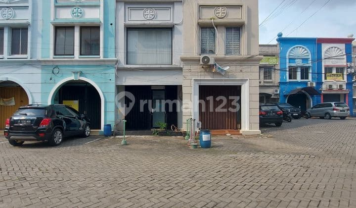 Cheapest Shop House, Quick Sale !! 4-Story Shop House Ready to Use in Bintaro Jaya Office Complex Sector 3a