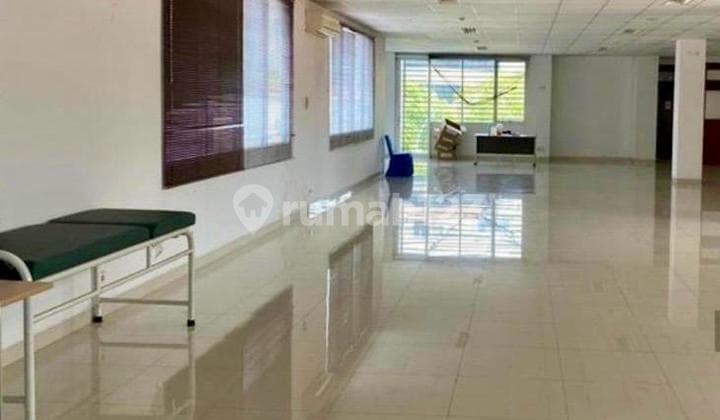 Commercial Building for Sale in Menteng, strategic location suitable for business