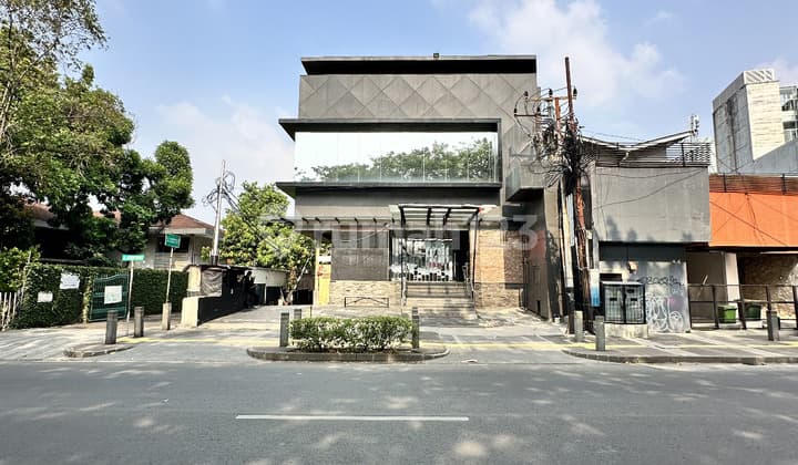 For Sale Commercial Space Building Former Bar Area Kemang, No Flooding