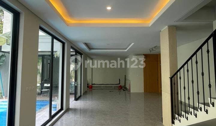 Dijual Rumah Area Pondok Indah Baru Direnovasi Lokasi Depan Taman