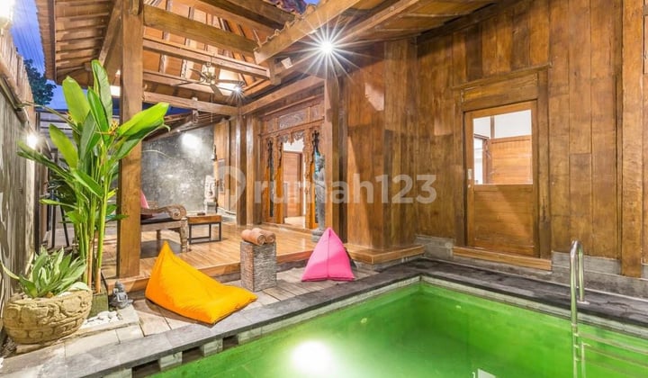Yearly/monthly Rent Wooden Villa Berawa 2 Bedroom Furnished
