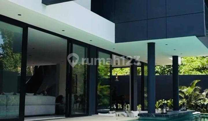 Villa Mewah Fasilitas Bintang 5 Di Pererenan Canggu
