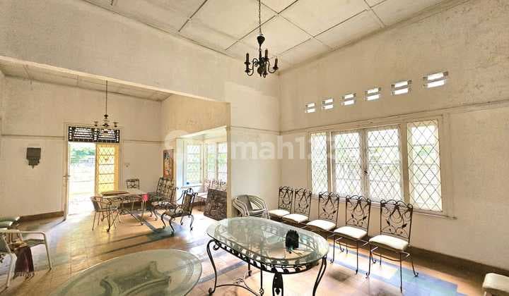 Rumah Mewah Strategis Dekat Plaza Indonesia di Menteng Jakpus Lr-17496