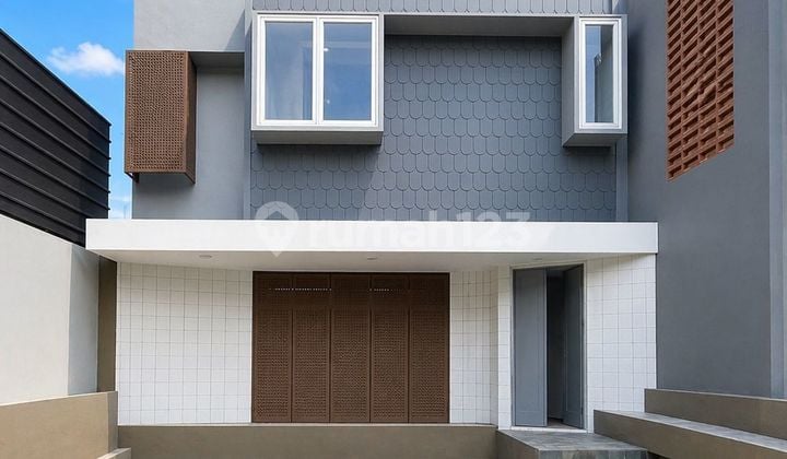 Rumah Strategis Dekat Taman di Bintaro Tangsel Lr-17123