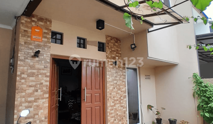 Rumah Strategis Dkt Sta Pondok Ranji di Bintaro Tangsel Ar-17413