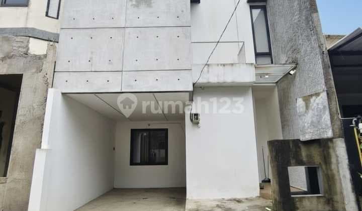 Rumah Strategis Dkt Sta Sudimara di Graha Tangsel Gb-15693
