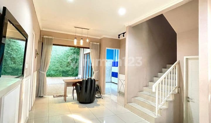 Rumah Startegis Full Furnished di Graha Raya Tangsel Am-17623