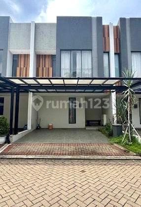 Rumah Strategis Semi Furnished di Bintaro Tangsel Oc-17576