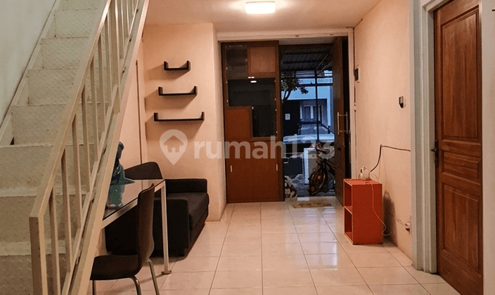 Rumah Strategis Dekat dengan Akses Tol di Bintaro Tangsel Lr-10885