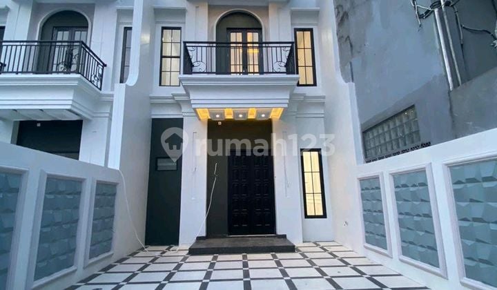 Modern Luxury House with No Down Payment Near the Station