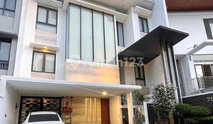 Rumah PIK 1 Layar Permai 201 m2 hadap Utara Semi Furnish