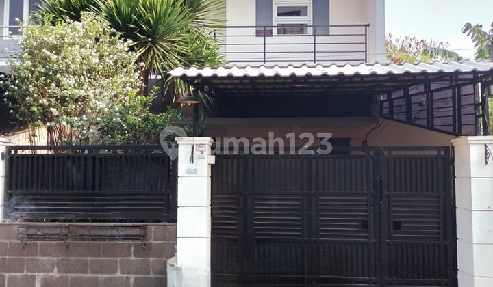 Rumah 2 Lantai Area Larangan Dekat Kejaksaan Kreo