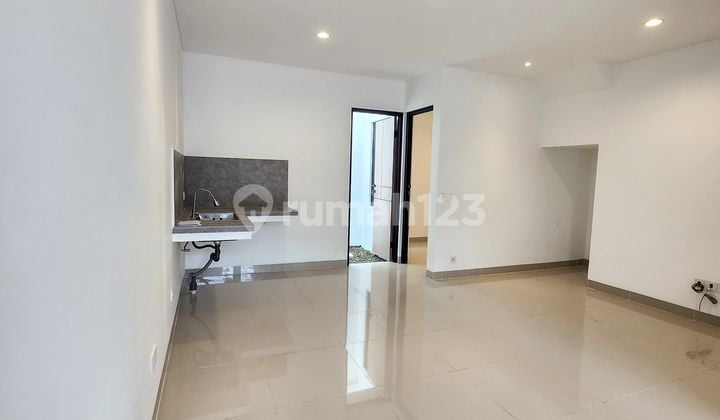 Rumah 3 Lantai Area Graha Raya Dekat Bintaro Jaya