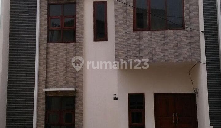 Rumah 2 Lantai Area Pondok Aren Dekat Sektor 4