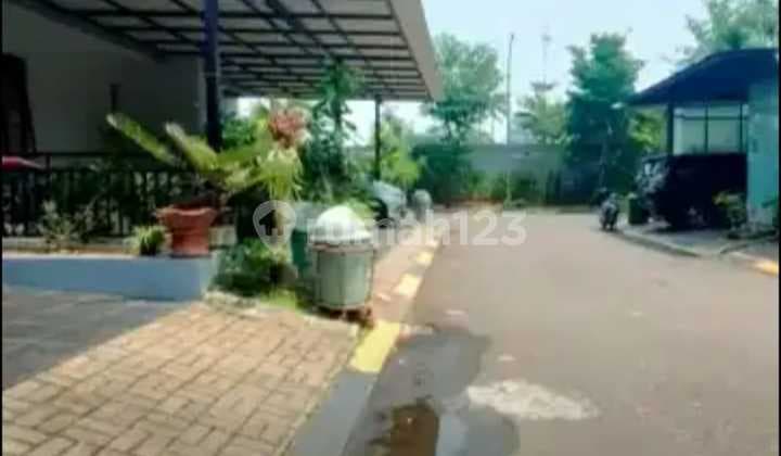 Rumah 2 Lantai Area Graha Raya Dekat Pusat Kota Bintaro