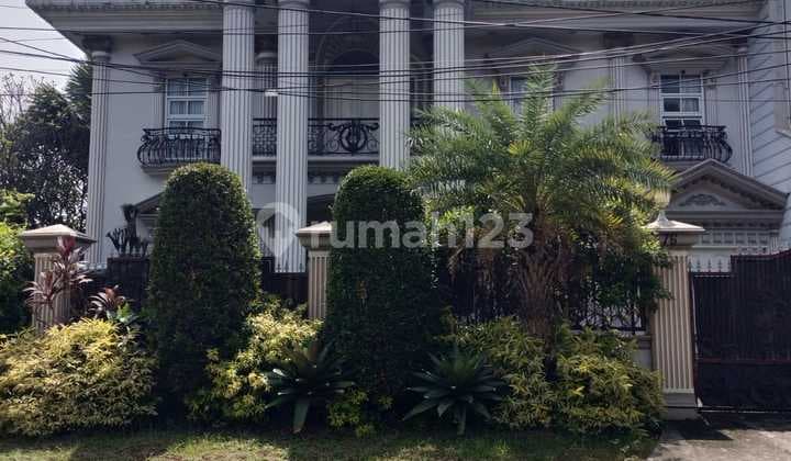 Rumah 2 Lantai Area Kejaksaan Dekat Joglo Jakbar