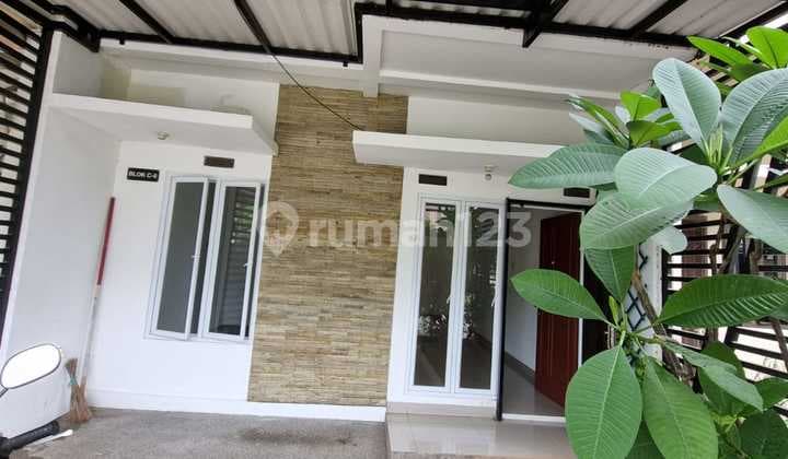 Rumah 2 Lantai Area Green Larangan Dekat Transjakarta