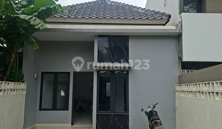 Rumah 1 Lantai Area Ciputat Dekat Bintaro