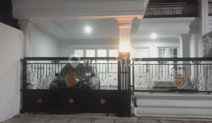 Rumah 2 Lantai Area Joglo Raya Siap Huni Jakbar