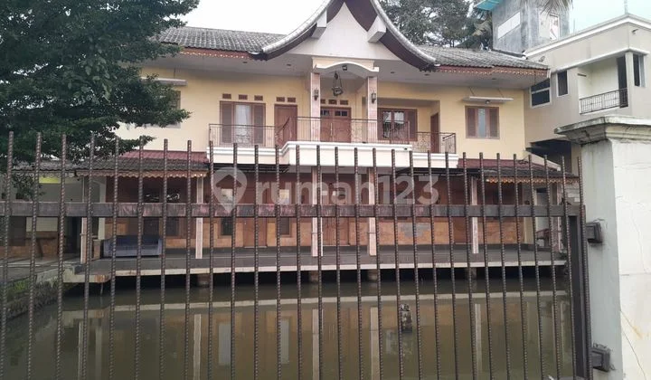 Villa plus pemancingan sawangan depok siap huni cocok untuk usaha Villa plus pemancingan sawangan depok siap huni cocok untuk usaha