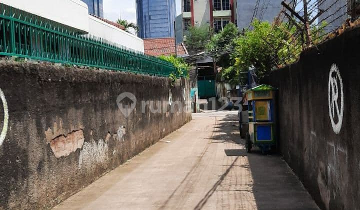 Ex Gudang kuningan Jakarta selatan cocok untuk guesthouse atau kos2an