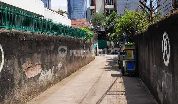 Ex Gudang kuningan Jakarta selatan cocok untuk guesthouse atau kos2an