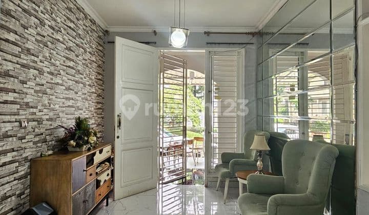 FOR SALE BEAUTIFUL MOVE-IN READY HOUSE IN SUMMARECON SERPONG