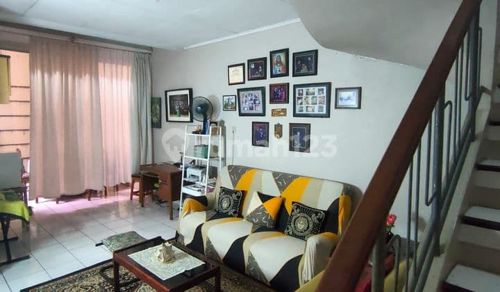 DIJUAL RUMAH SIAP HUNI DI GADING SERPONG SEKTOR 1D 2 LANTAI