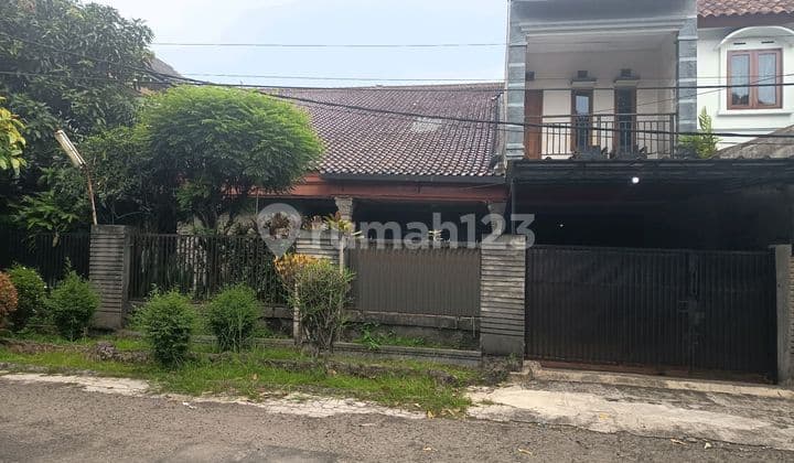 Rumah Asri Dan Terawat Di Salendro Turangga